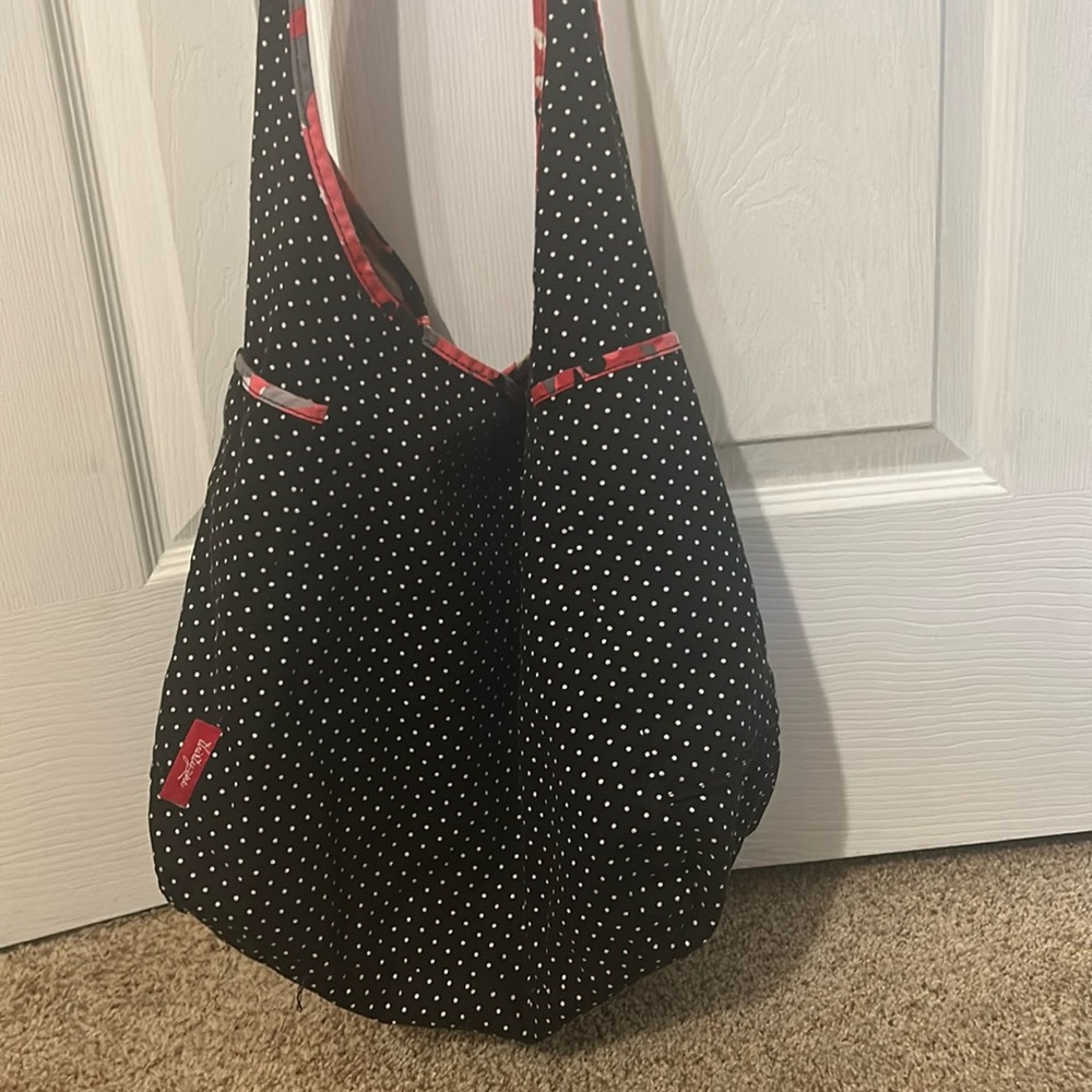 Large thirty one reversible bag with side pockets